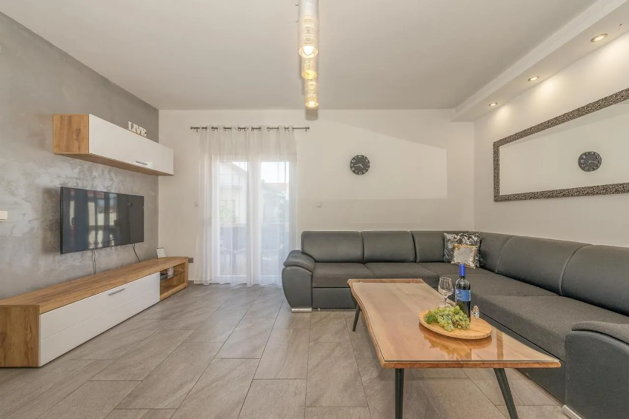 Apartments Stars Zadar Bed & Breakfast